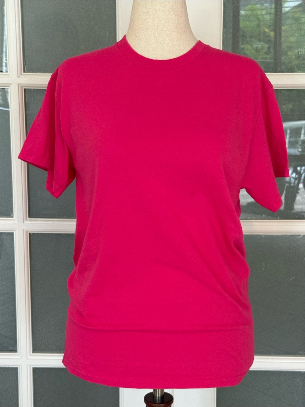 Gildan Bright Pink Heavy Cotton Tee Size M Unisex